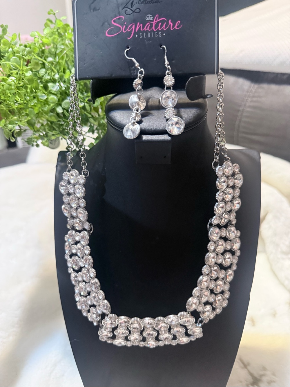 paparazzi Silver Crystal Collar Necklace with Matching Drop Earrings